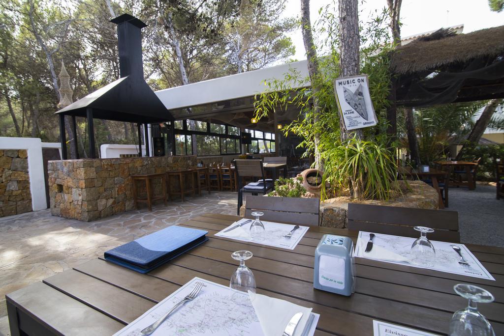 Hostal Cala Boix Es Cana Exterior foto