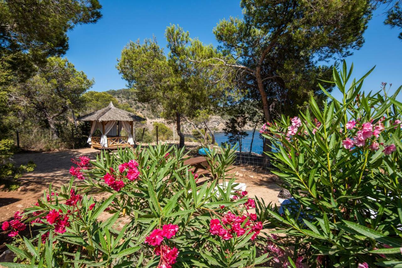 Hostal Cala Boix Es Cana Exterior foto